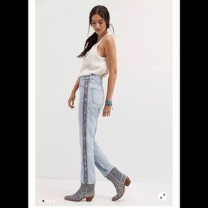 Anthropologie Pilcro Vintage Straight Jeans Size 27